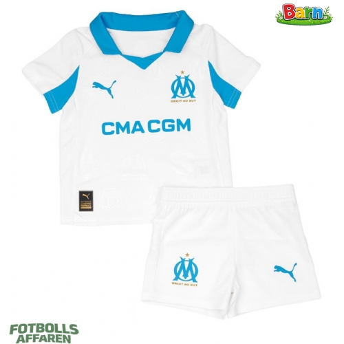 Olympique de Marseille Hemmaställ Barn 2025-26 Kortärmad (+ Korta byxor)